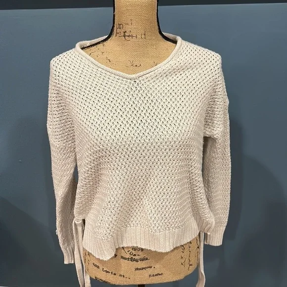 Universal Threads long sleeve sweater size small women’s - Picture 2 of 9